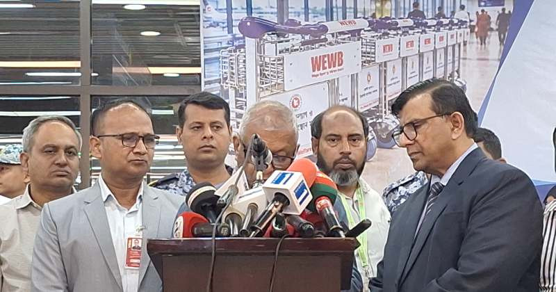 শাহজালাল বিমানবন্দরে প্রবাসীদের জন্য ২০০ লাগেজ ট্রলি হস্তান্তর